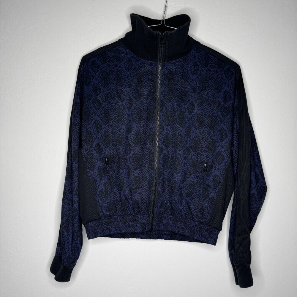 Athleta‎ Brooklyn Track Bomber Jacket XS Blue Zip Pockets Snake Print Gym Run